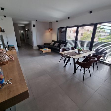 Villa Aurea Apartments Malinska De Luxe 외부 사진